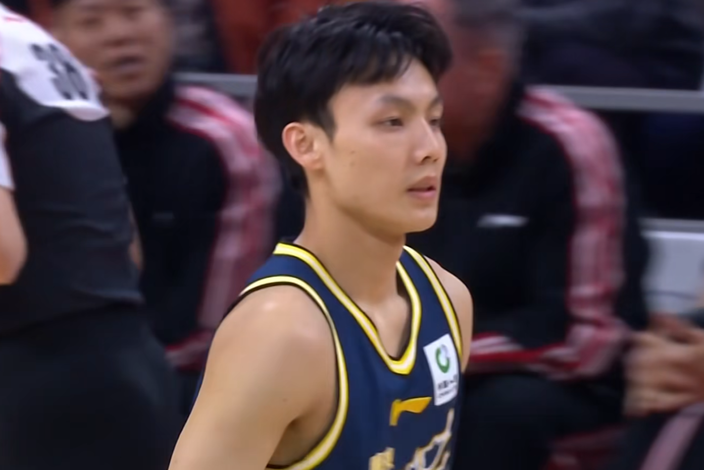 开云-CBA最新积分榜出炉！广东惨败上海跌至第3，北京第6辽篮第11