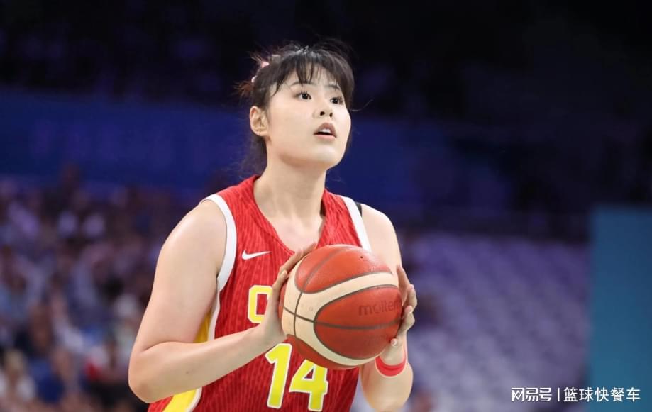 开云app-女篮疑似内讧?四大国手加盟海外联赛:或为躲避宫鲁鸣长期集训?
